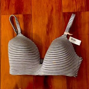 Gap | NWT Wireless Bra